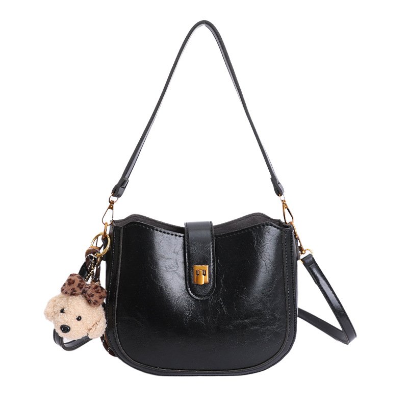 Black small shoulder bag