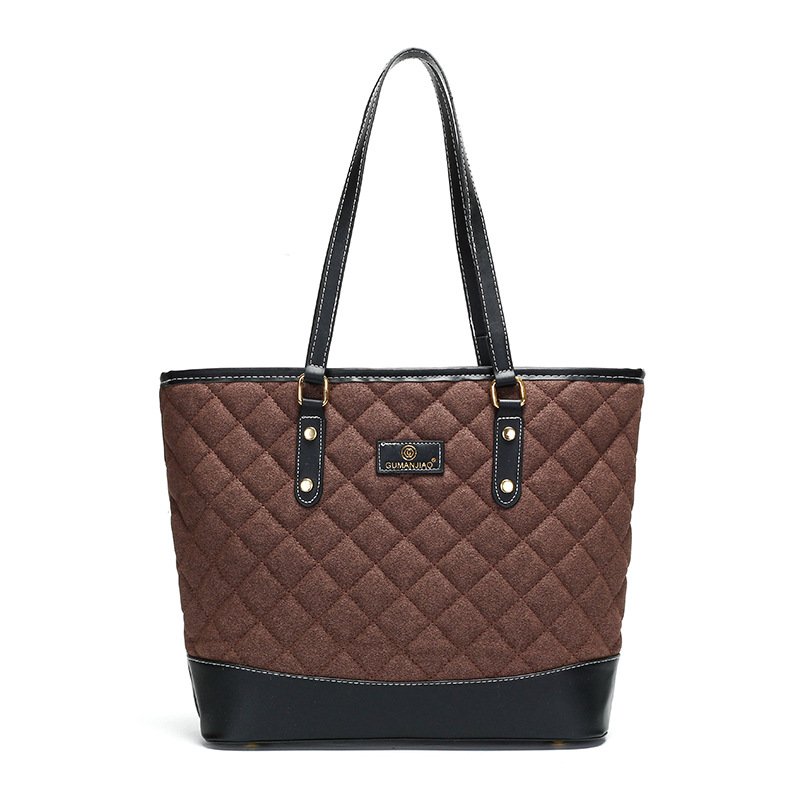 Coffee-colored medium-sized shoulder bag