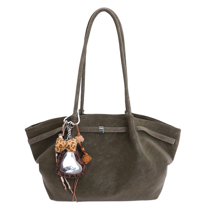 Shoulder Bags in Green Sencha