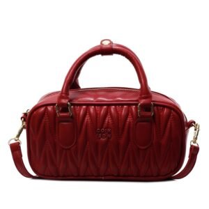 Red medium-sized shoulder bag